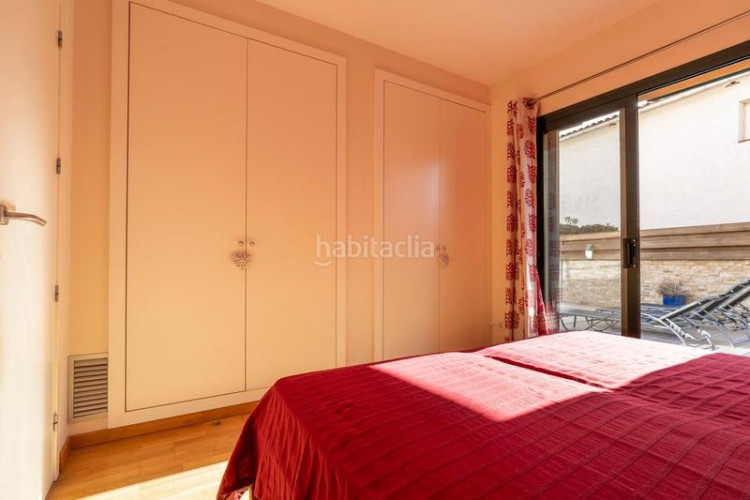 Casa  moderna situada a 250m de la playa en Riells Escala (L´)