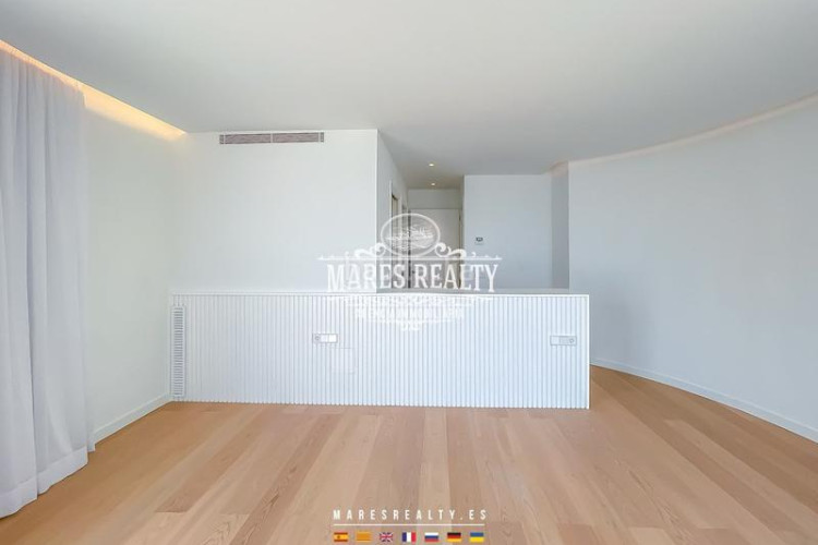 Casa lujosa casa reformada en primera línea de mar en la costa brava en Escala (L´)