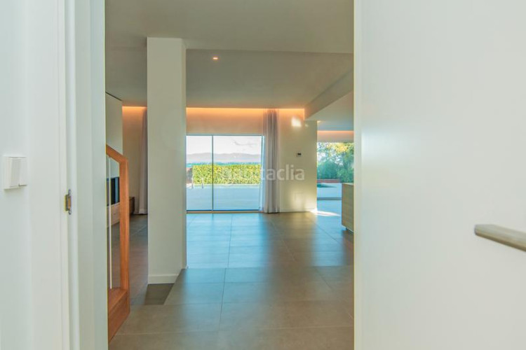 Casa en carrer ramon marquet 5 de lujo frente al mar en Escala (L´)