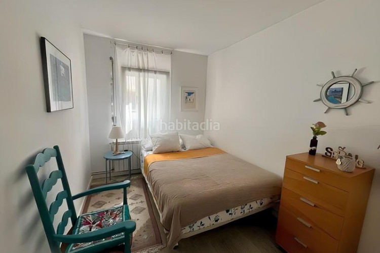 Piso dúplex exclusivo con espectaculares vistas al mar y solárium privado en Escala (L´)