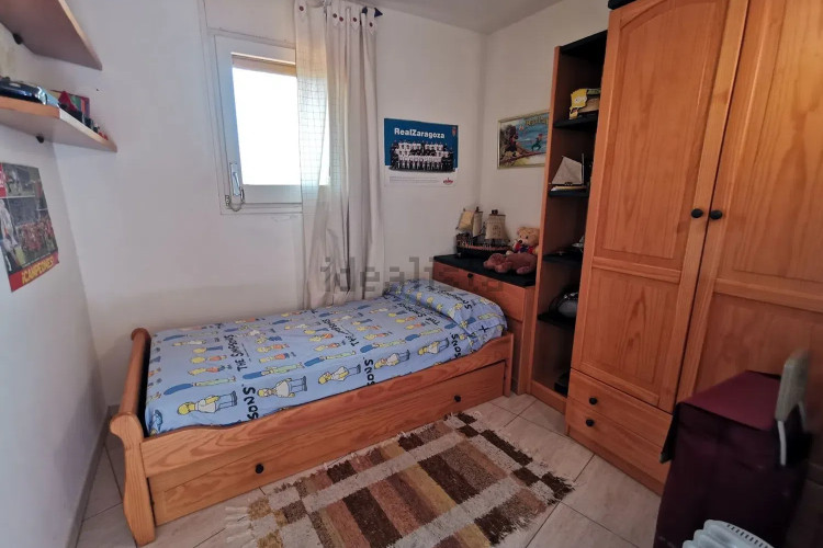 APARTAMENTO PRIMERA LINIA DE MAR CON AMPLIAS TERRAZAS Y PISCINA COMUNITARIA EN EL PUEBLO DE L'ESCALA