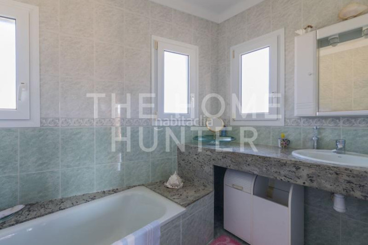 Casa  de 312 m2 con vistas en venta en escala, l en Escala (L´)