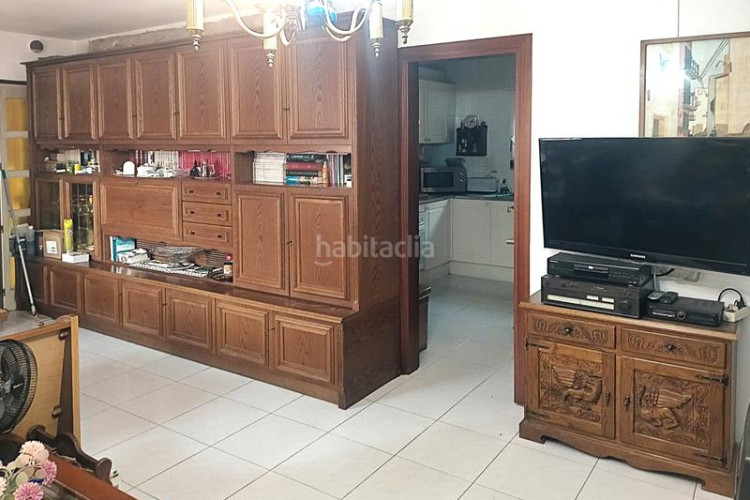 Chalet encantadora casa unifamiliar a 750m de la playa de Riells – calle espigol, l’escala en Escala (L´)