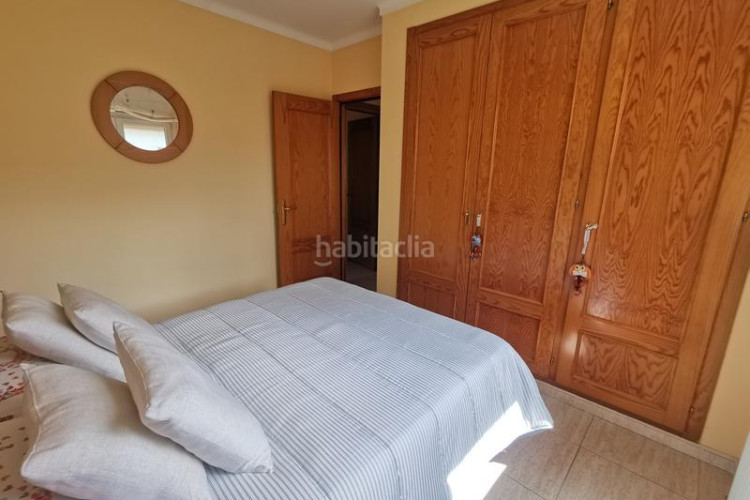 Casa en carrer cantallops 9 casa unifamiliar con piscina, garage, orientación sud en l'escala en Escala (L´)