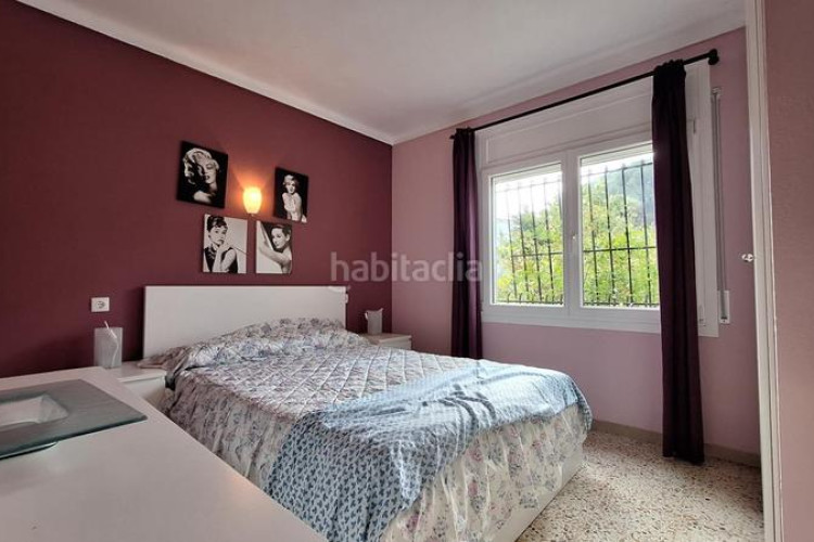 Chalet acogedor chalet esquinero con jardín y parking con posibilidad de piscina privada lescala costa brava en Escala (L´)