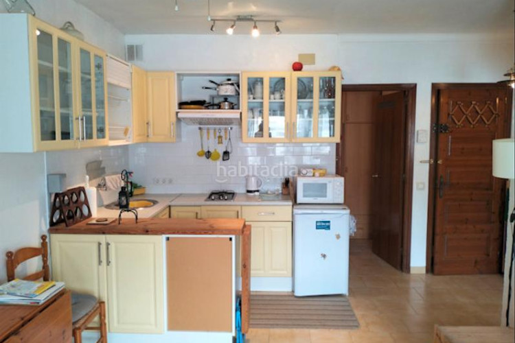 Apartamento  de 45 m² en el centro de l'escala, a 200 m del mar. en Escala (L´)