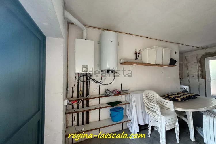 Chalet pareado en calle Pinedes