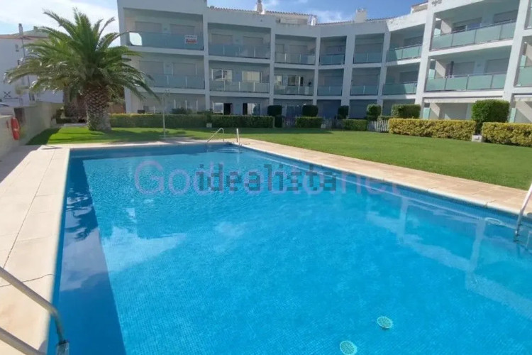 Precioso apartamento de planta baja frente el puerto de l'Escala!