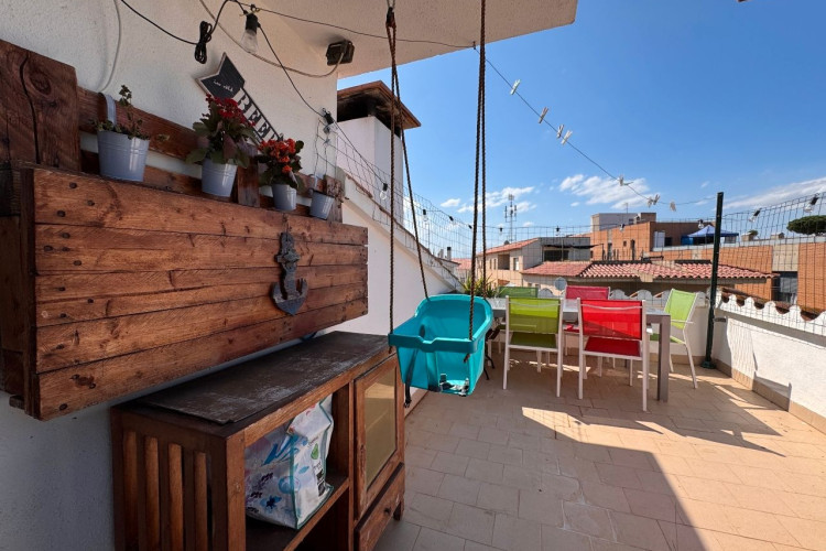 Avinguda de Girona, 51, Eixample Residencial