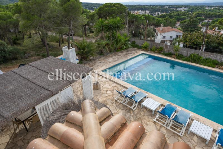 Casa  con vistas al mar y a la montaña - puig sec en Escala (L´)